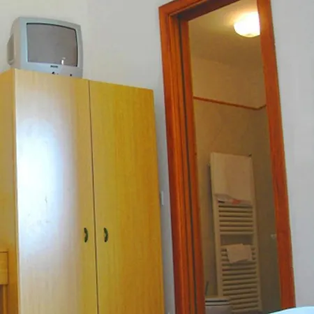 Ludovica Pensión Positano